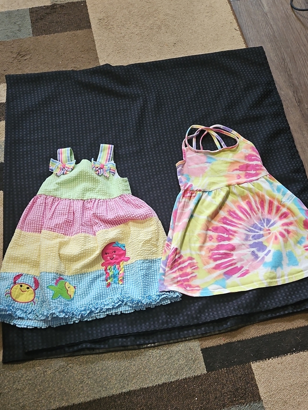 Lot Of 2 Dresses, 4t, 5 , Pastels, Tie Dye, Summer